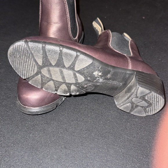 Blundstone Heeled Boots - Women's- REPOSH - Picture 3 of 8